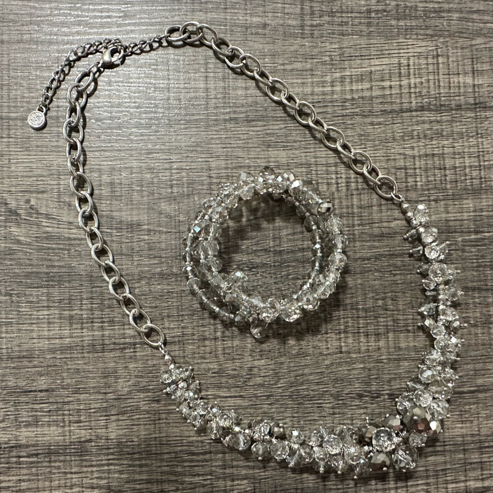 Sparkly statement set